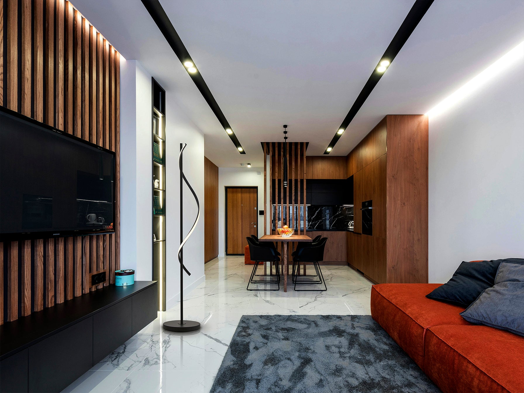 Boa LED Floor Lamp- Black Finish