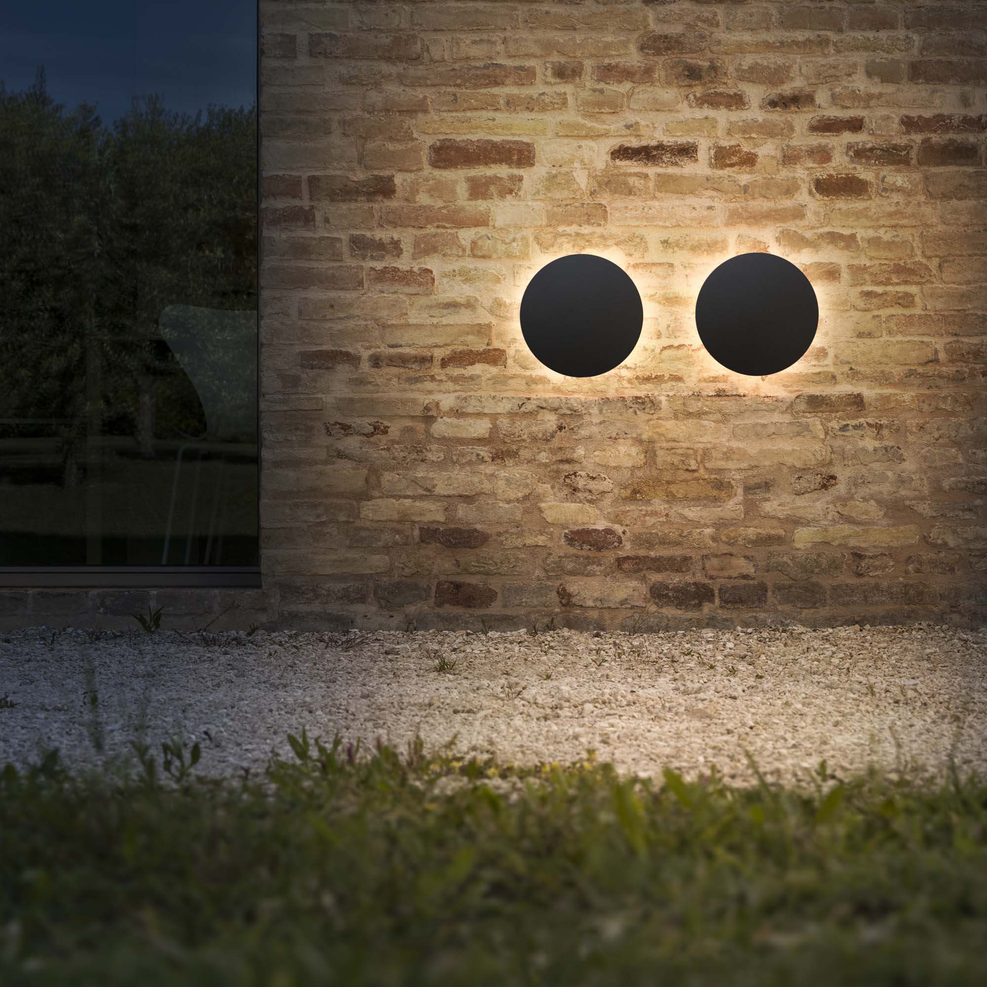 Punto Outdoor Wall- Various Finishes