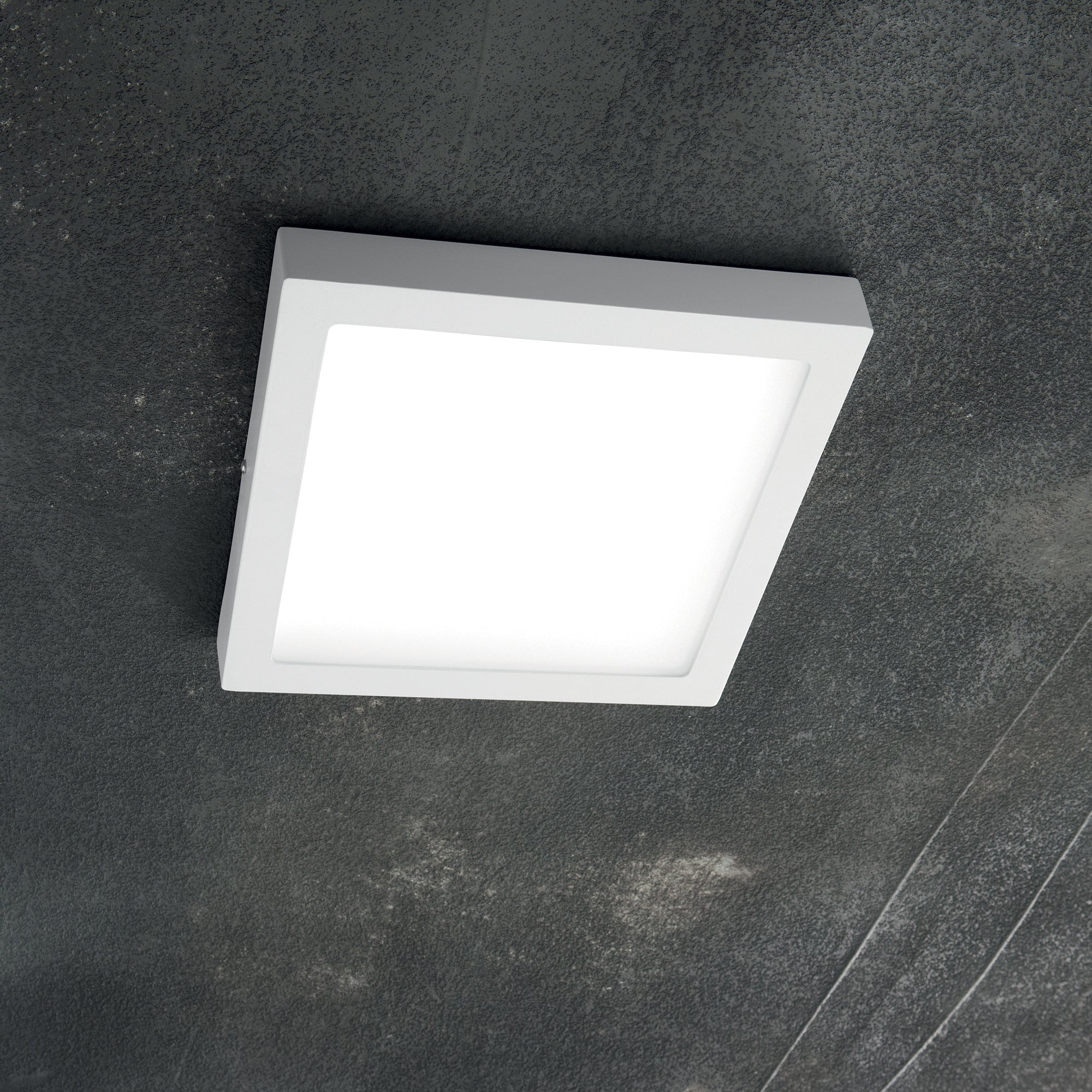 Universal LED Wall Light 2700k - Various Sizes
