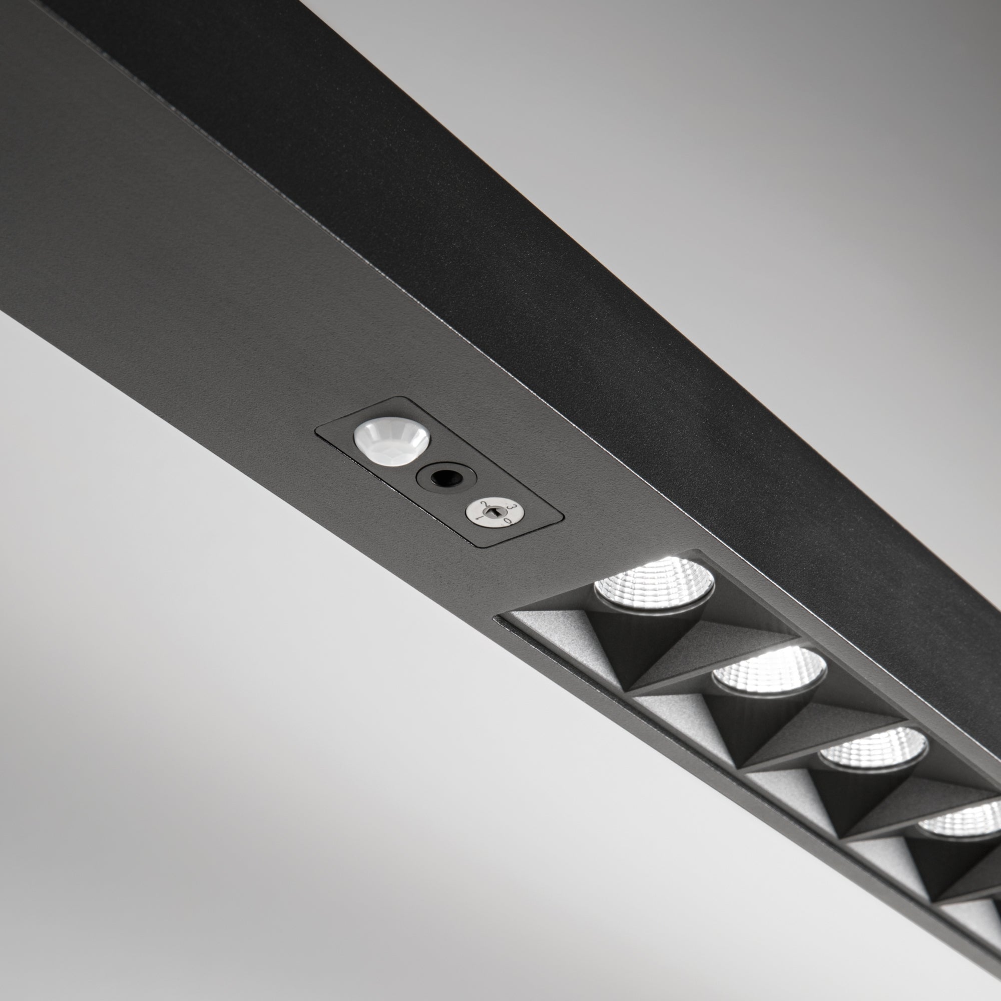 Comfort LED Floor Lamp - 2700K - 6000K