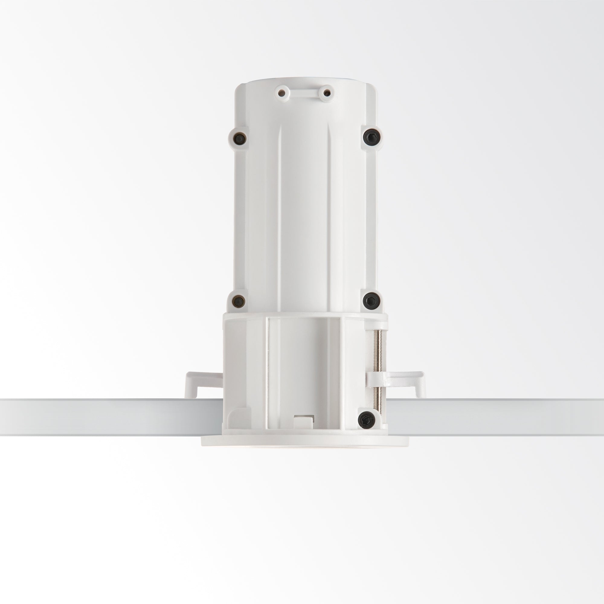 Nova 6W/12W LED Recessed Lights-Black/ White Finish