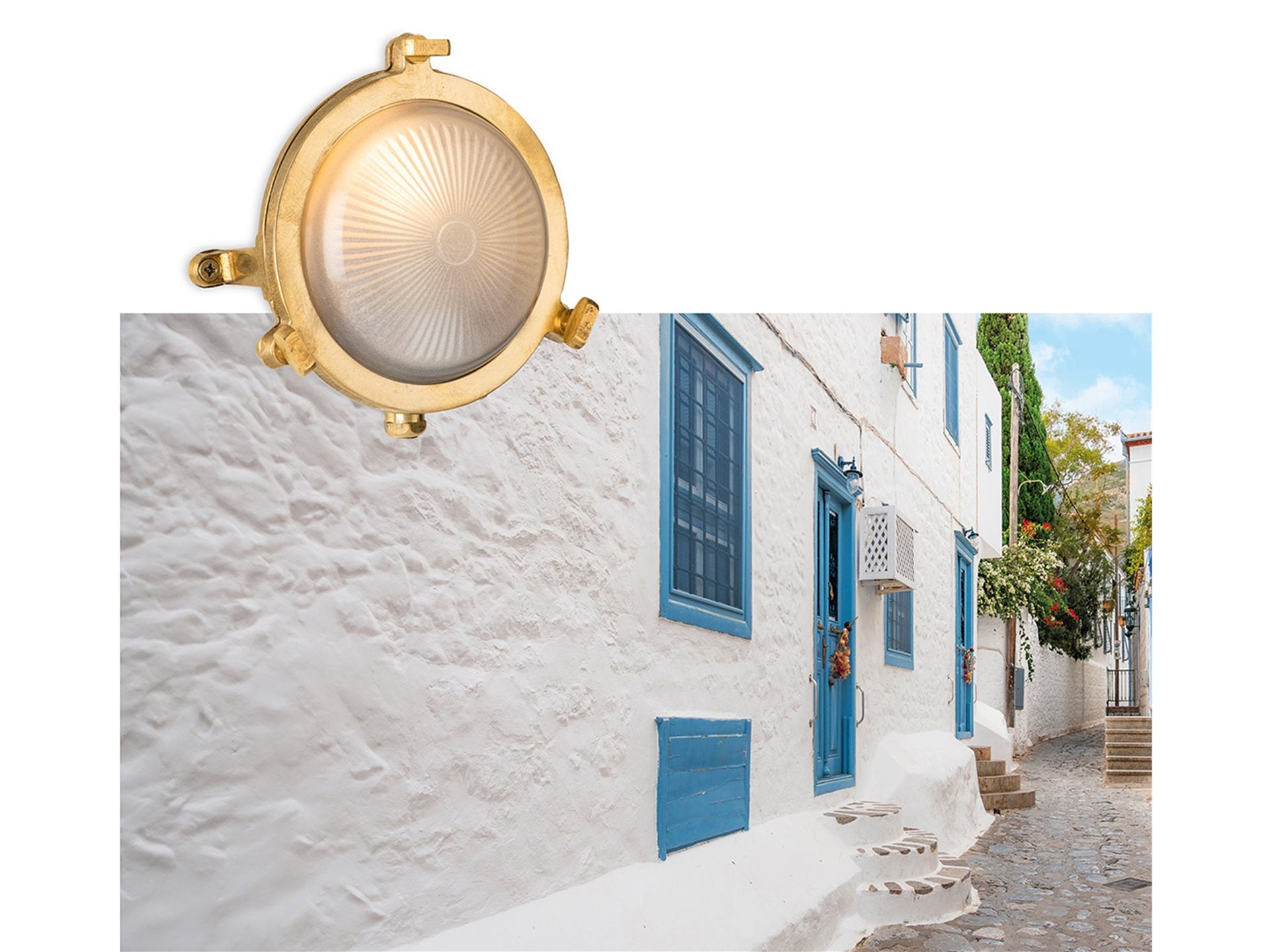 Rathlin 140mm Bulkhead- Solid Brass w Frosted Glass Finish