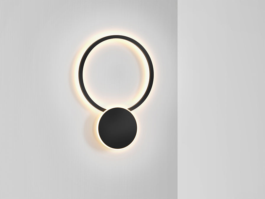 Omnio LED Wall Light - Black/White