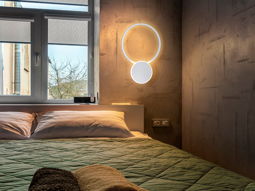 Omnio LED Wall Light - Black/White