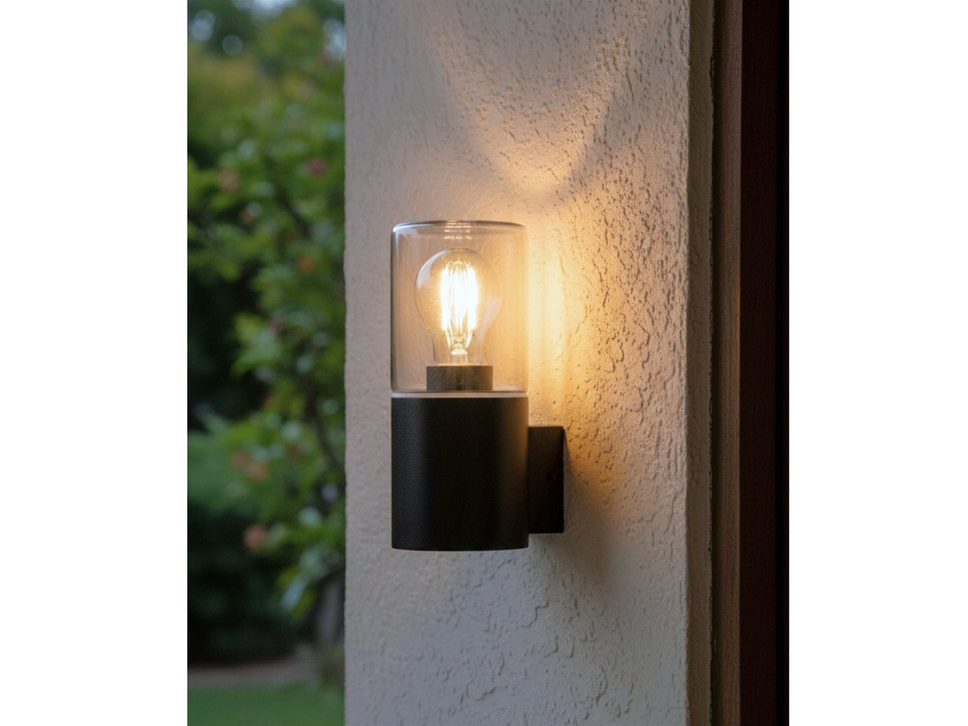 Manor Wall Light
