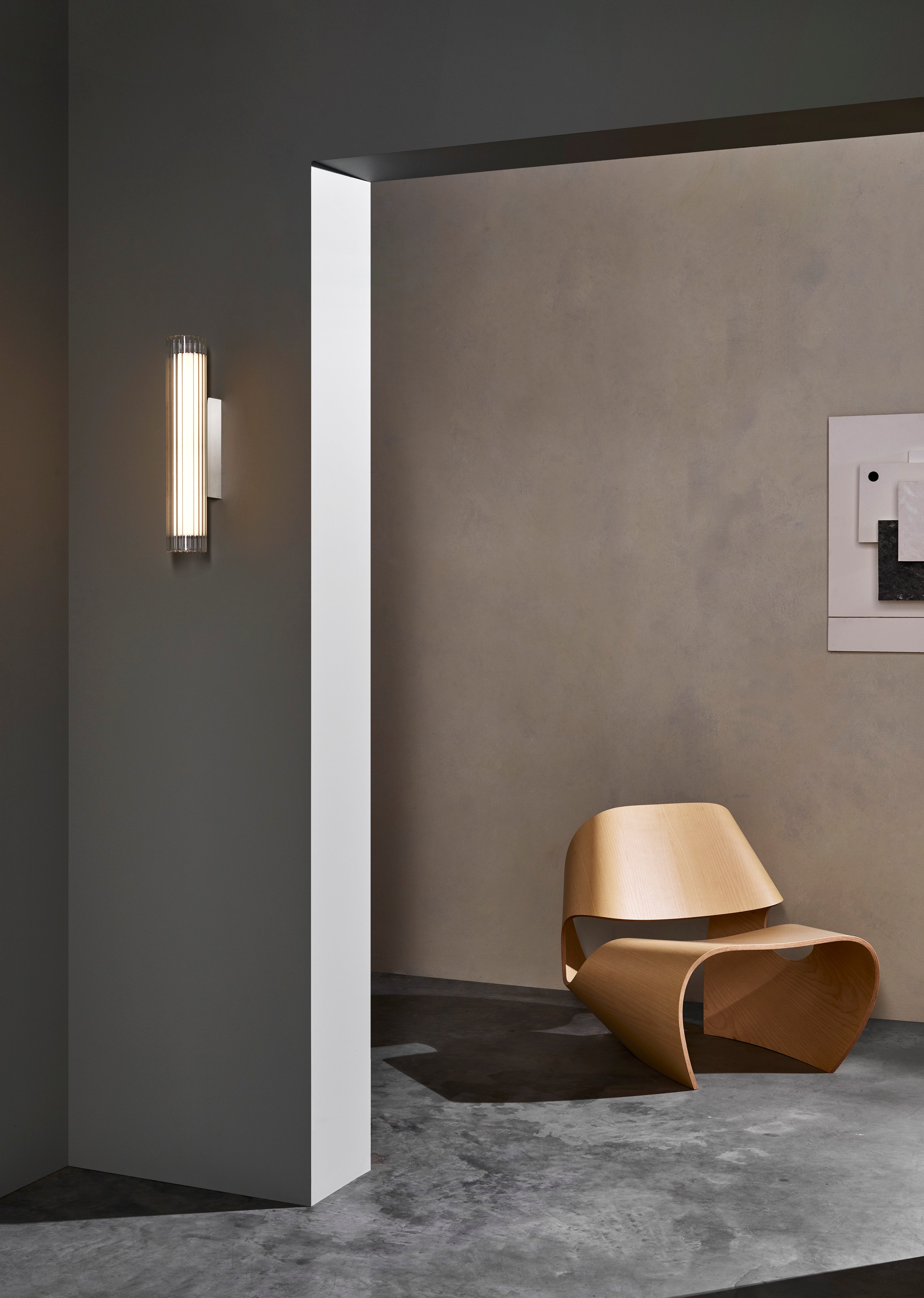 io 420/665 Bathroom Light- Various Colors