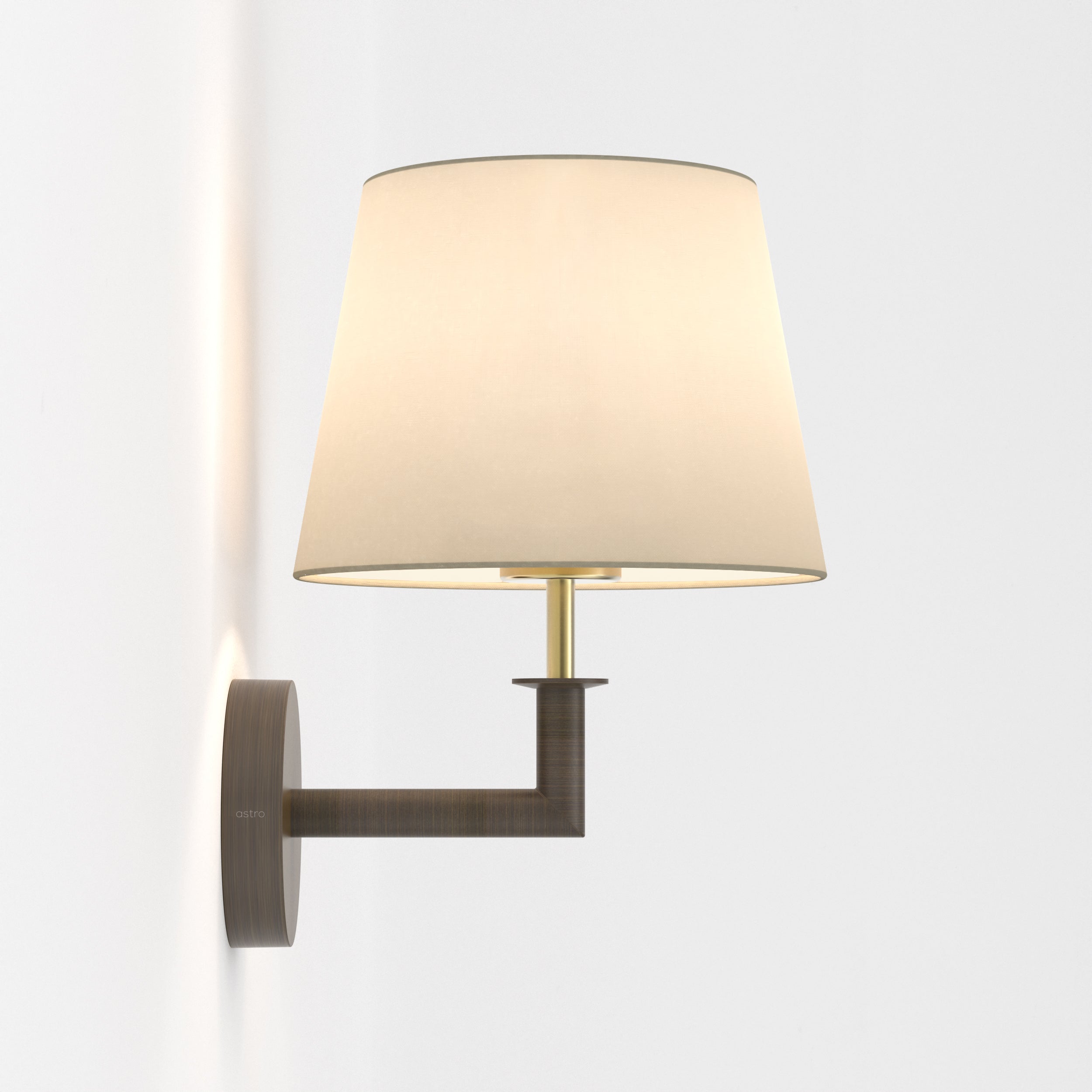Club Wall Light