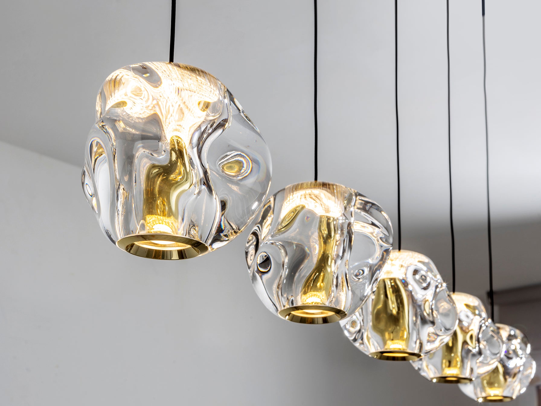 Zaria 5Lt Kitchen Island Light- Black/Gold/Clear Dimmable