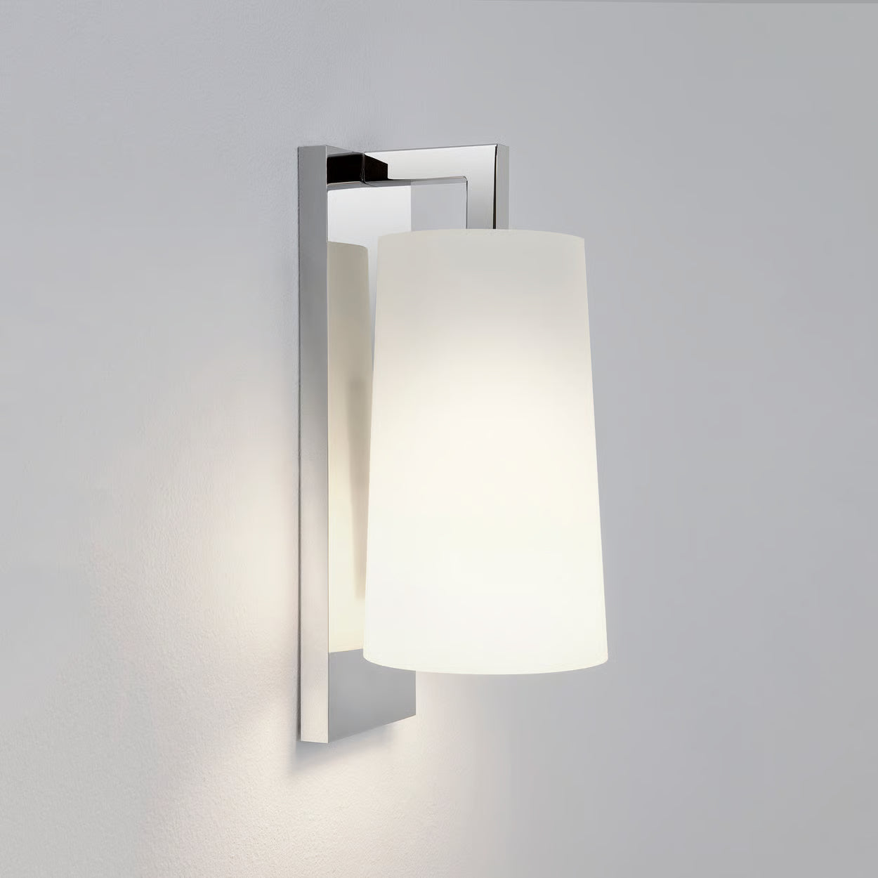 Lago Bathroom Wall Light - Various Colours