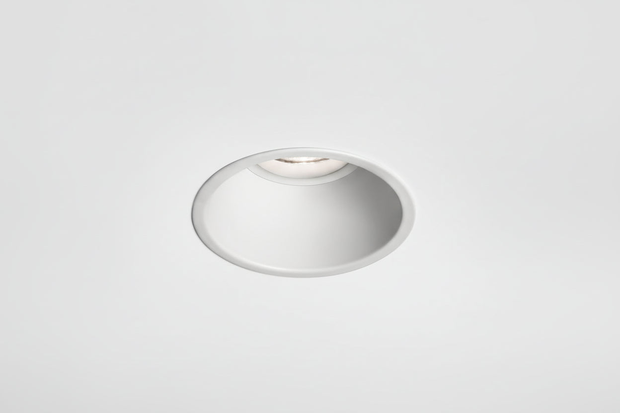 Minima Fixed IP65 Downlight - Black/White