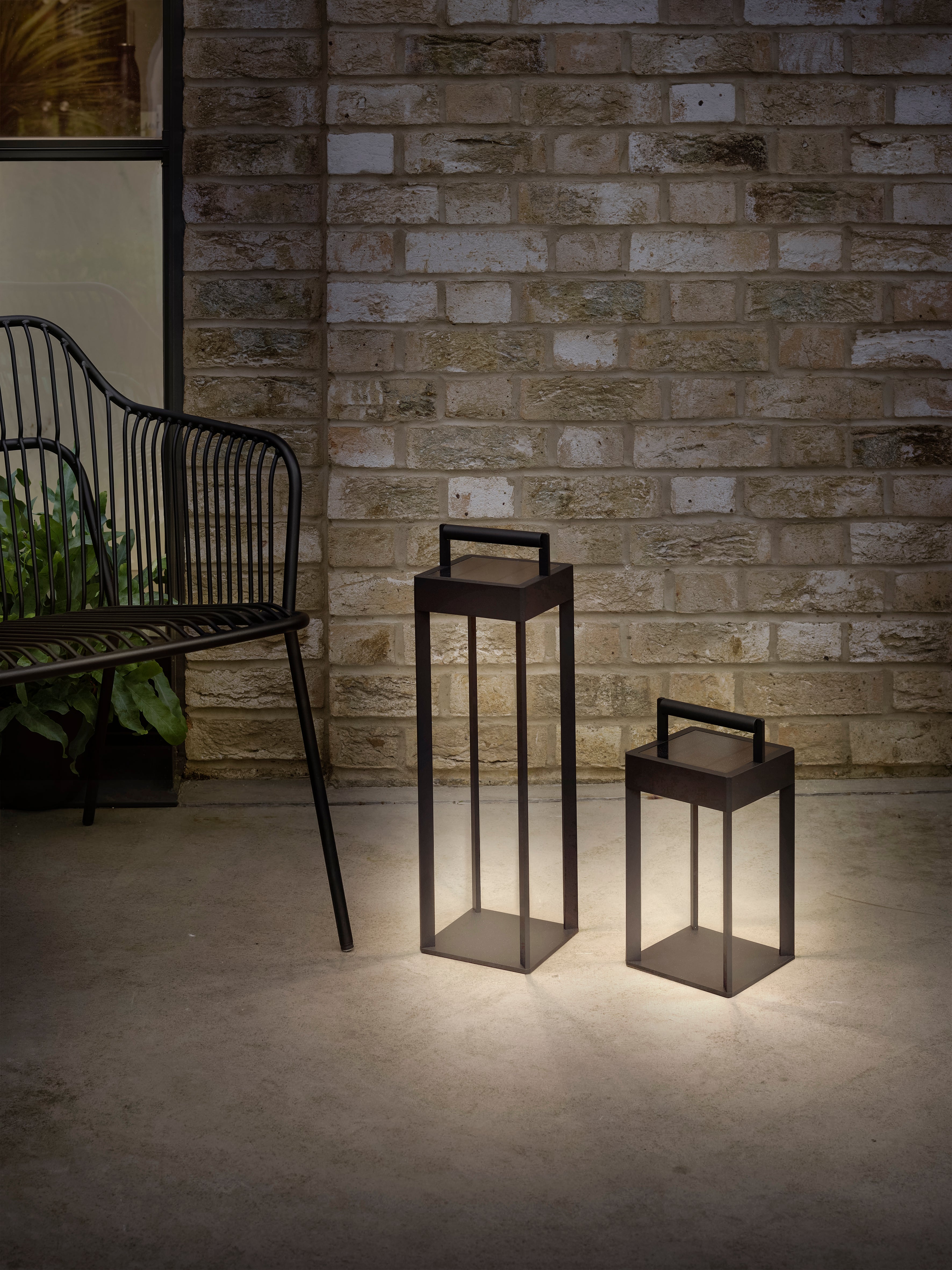 Kuro 250/450 Portable Light