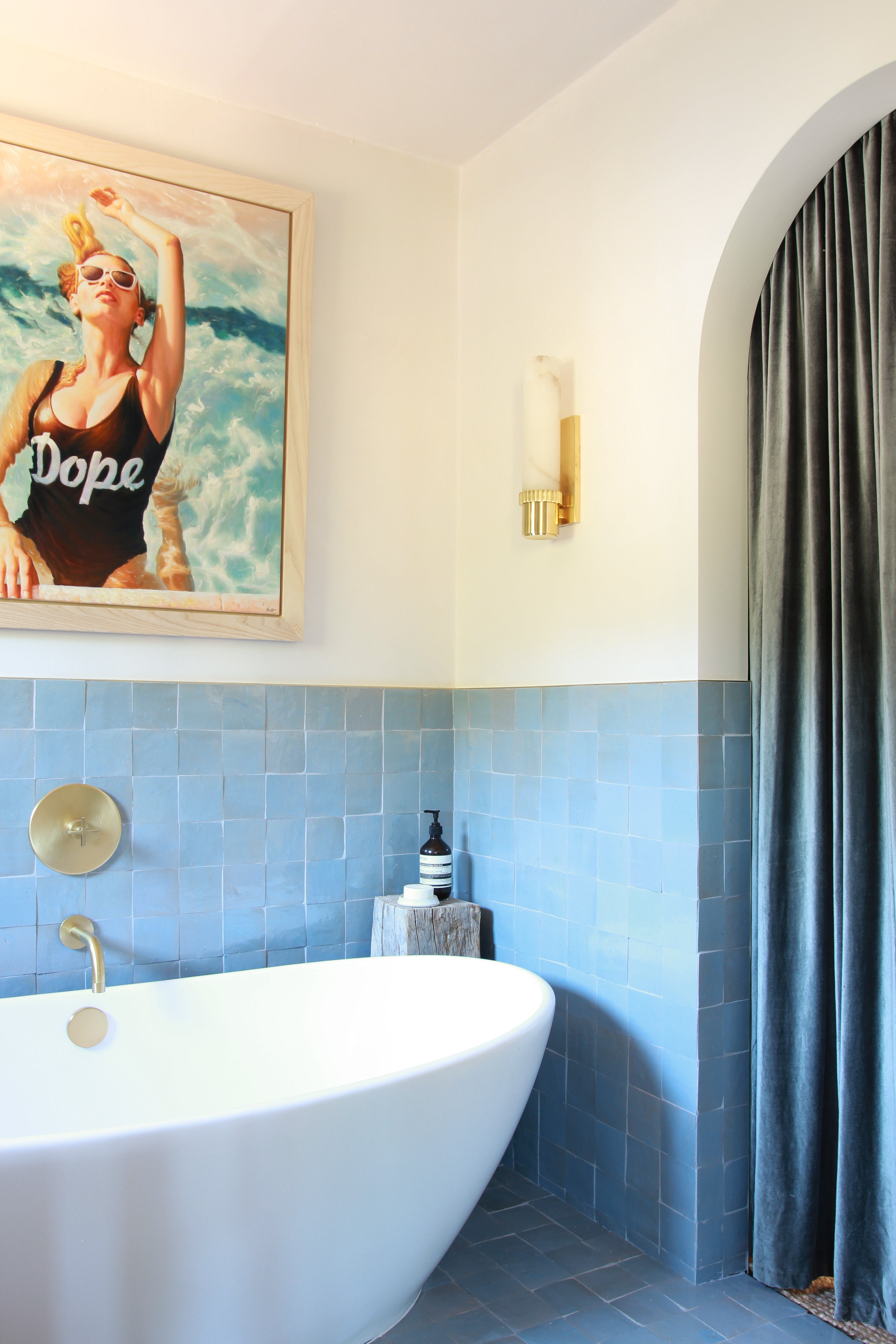 Argon 1Lt Wall Sconce - Aged Brass/Bronze