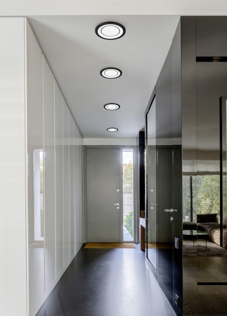 Core Recessed Light