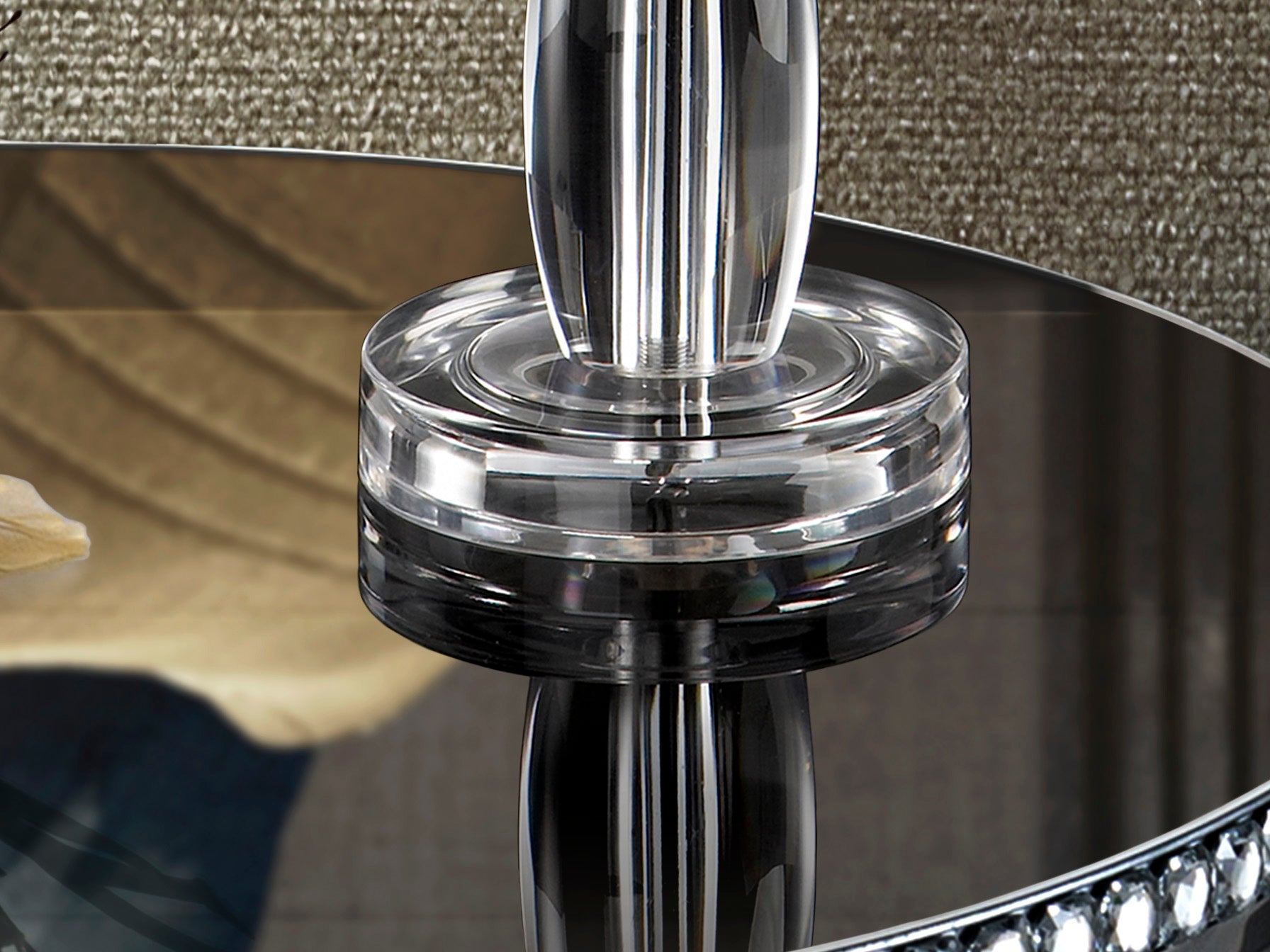 Lin Clear Table Lamp W/Shade