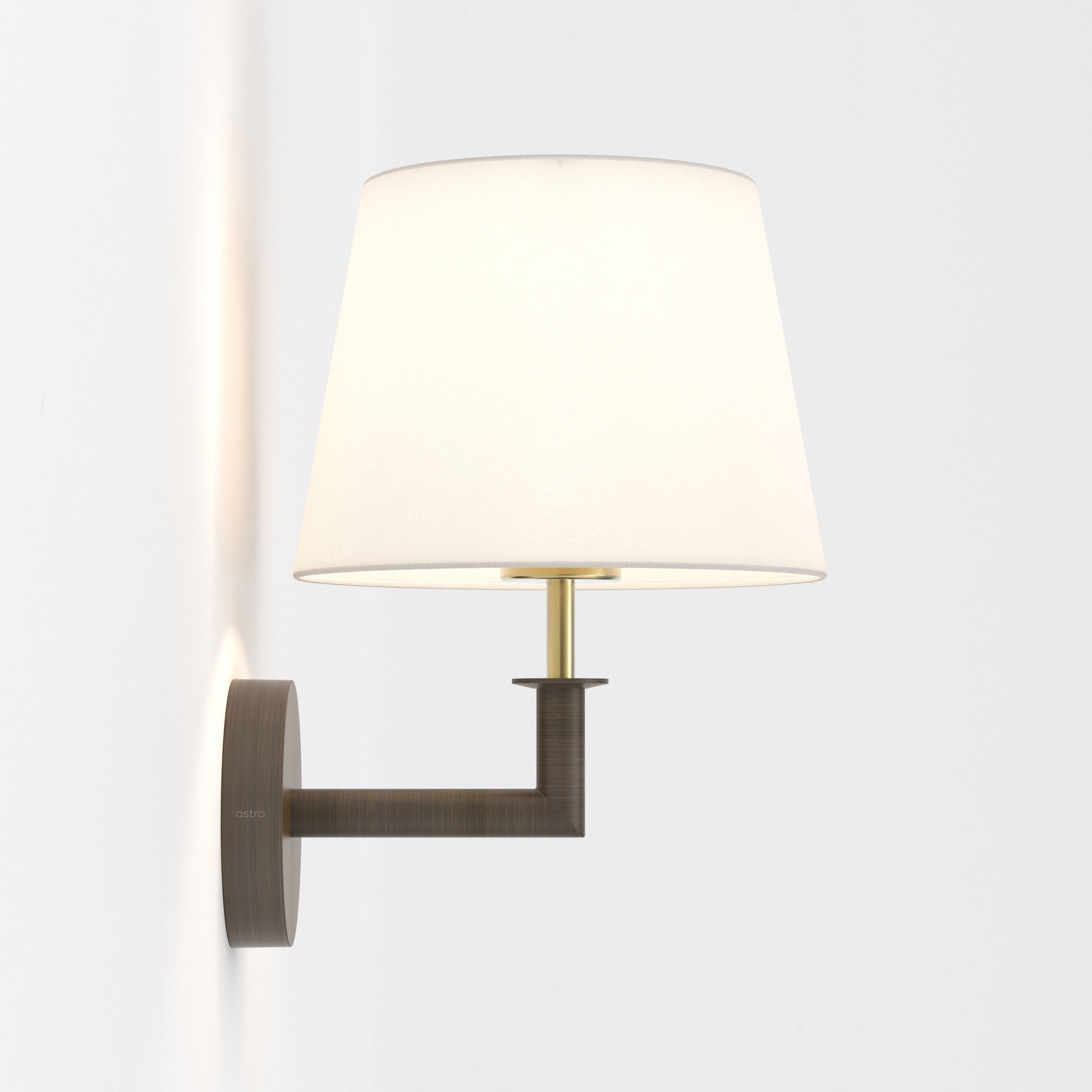 Club Wall Light