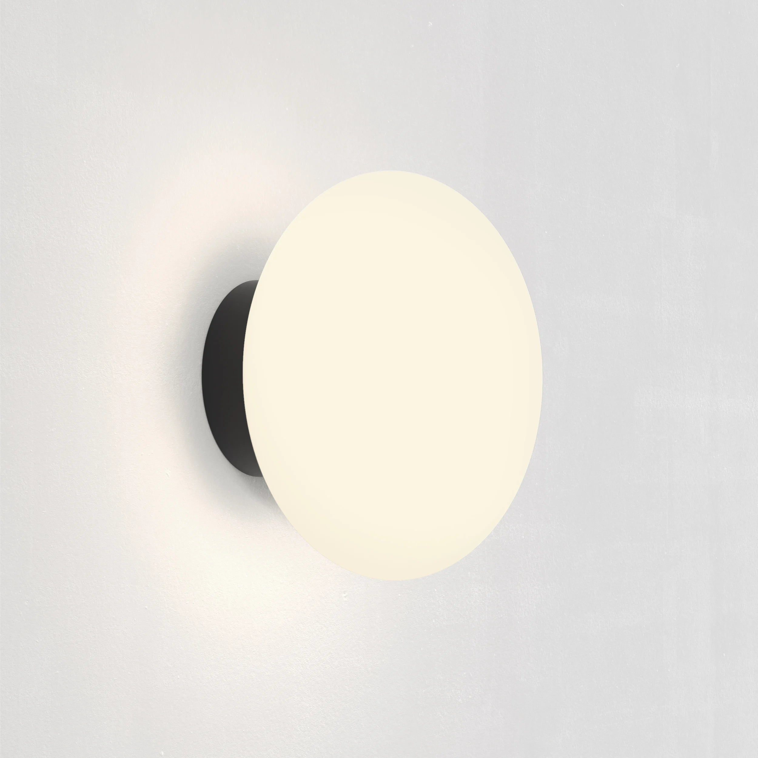 Zeppo Wall Light- Matt Black/ Polished Chrome/ Brushed Brass Finish