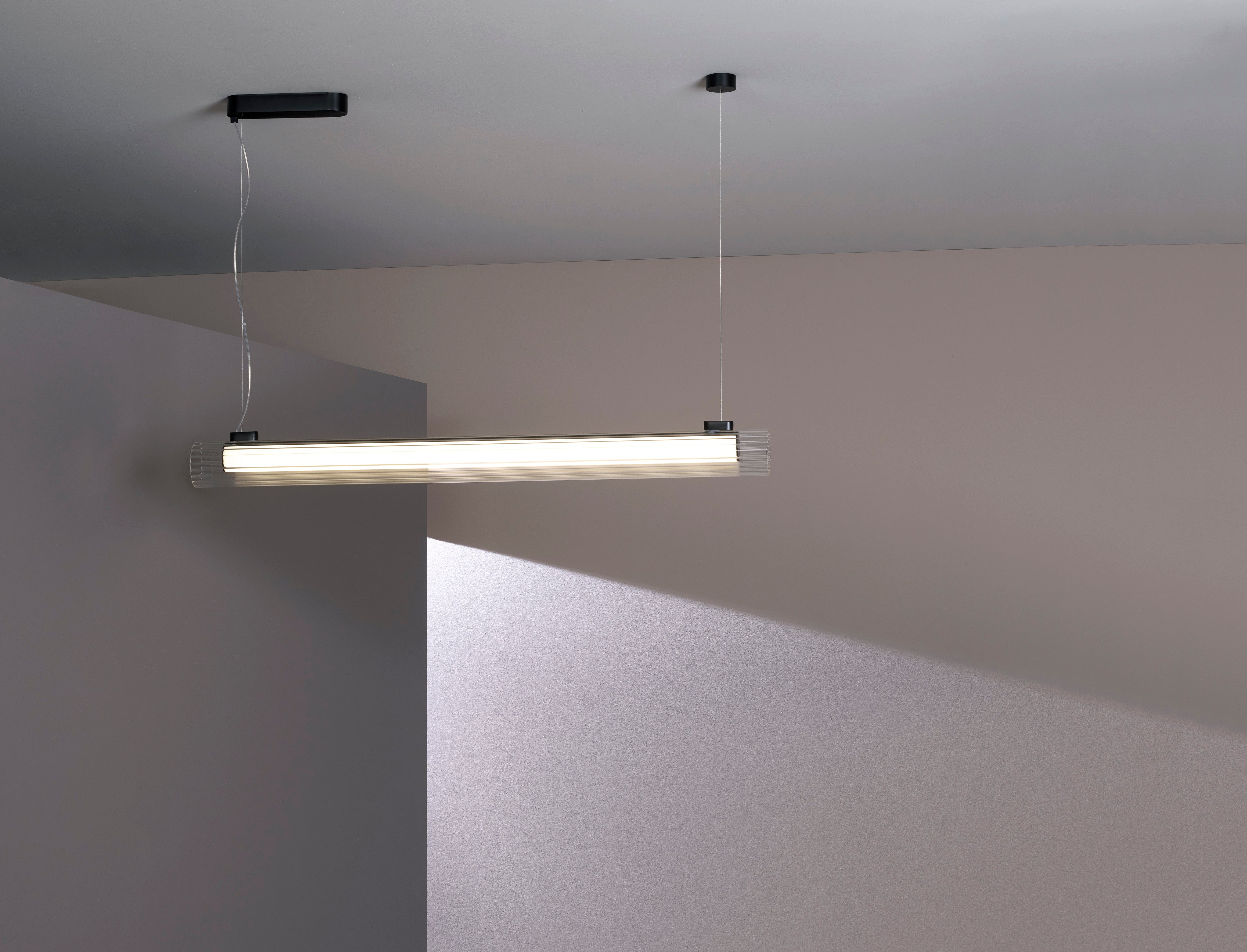 io Pendant 1000- Polished Chrome/ Black
