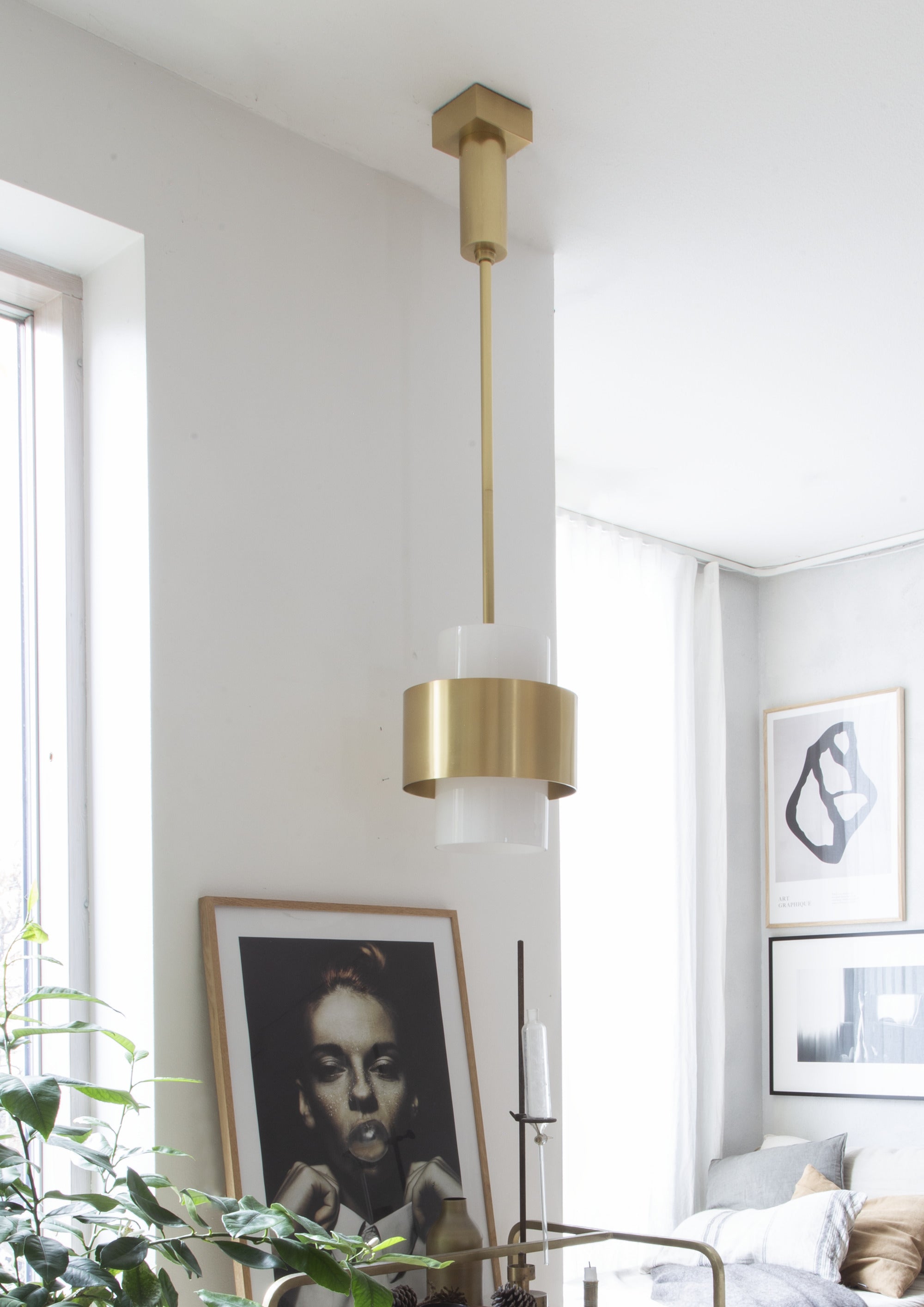 Corinth 1Lt Small/Large Pendant - Aged Brass