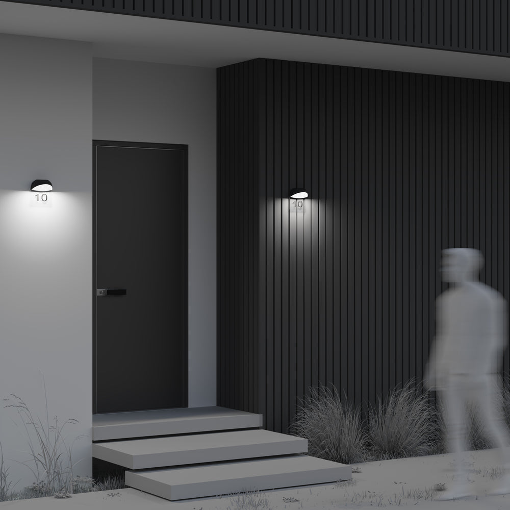 Gloss Outdoor Wall Light
