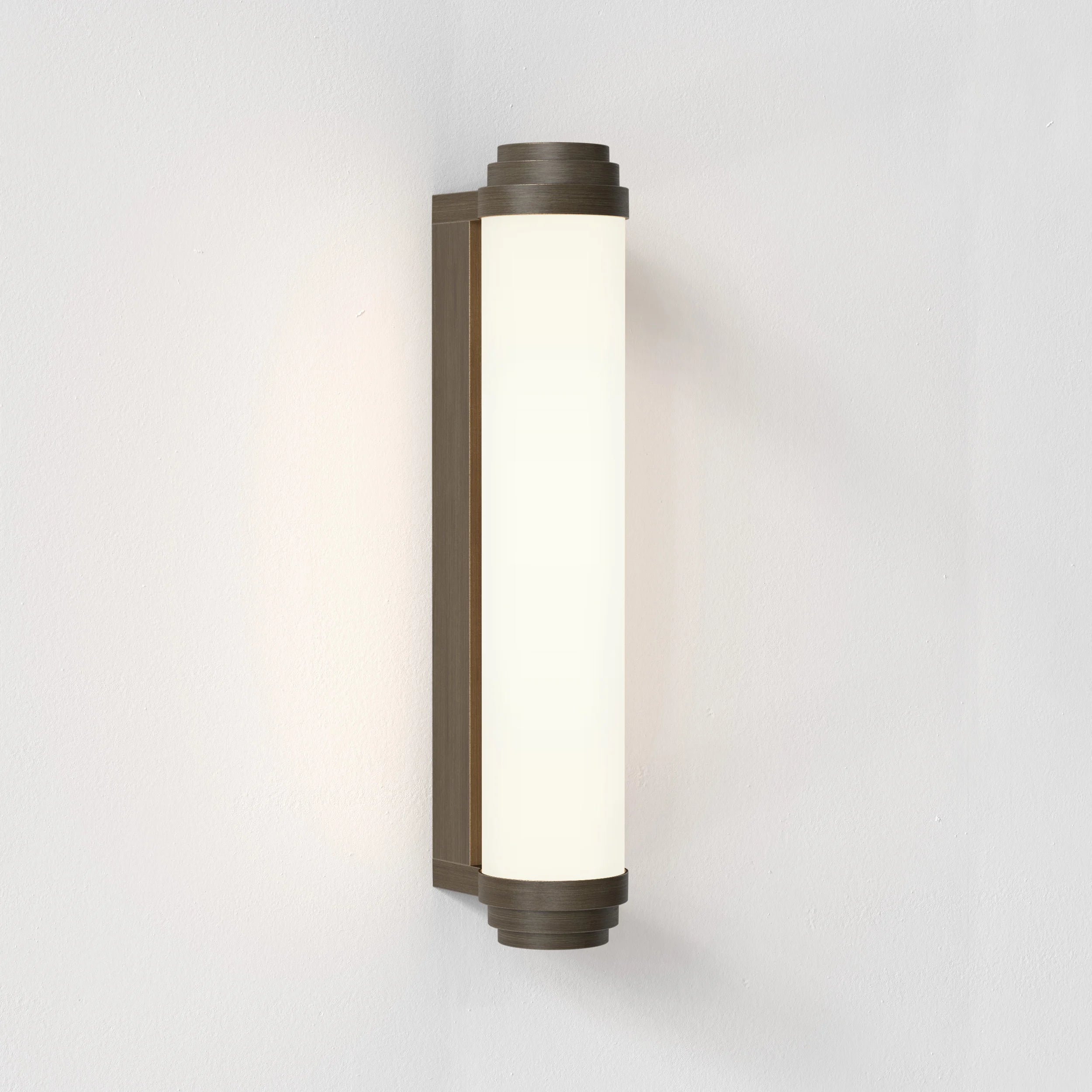 Burlington 400/600 Phase Wall Light