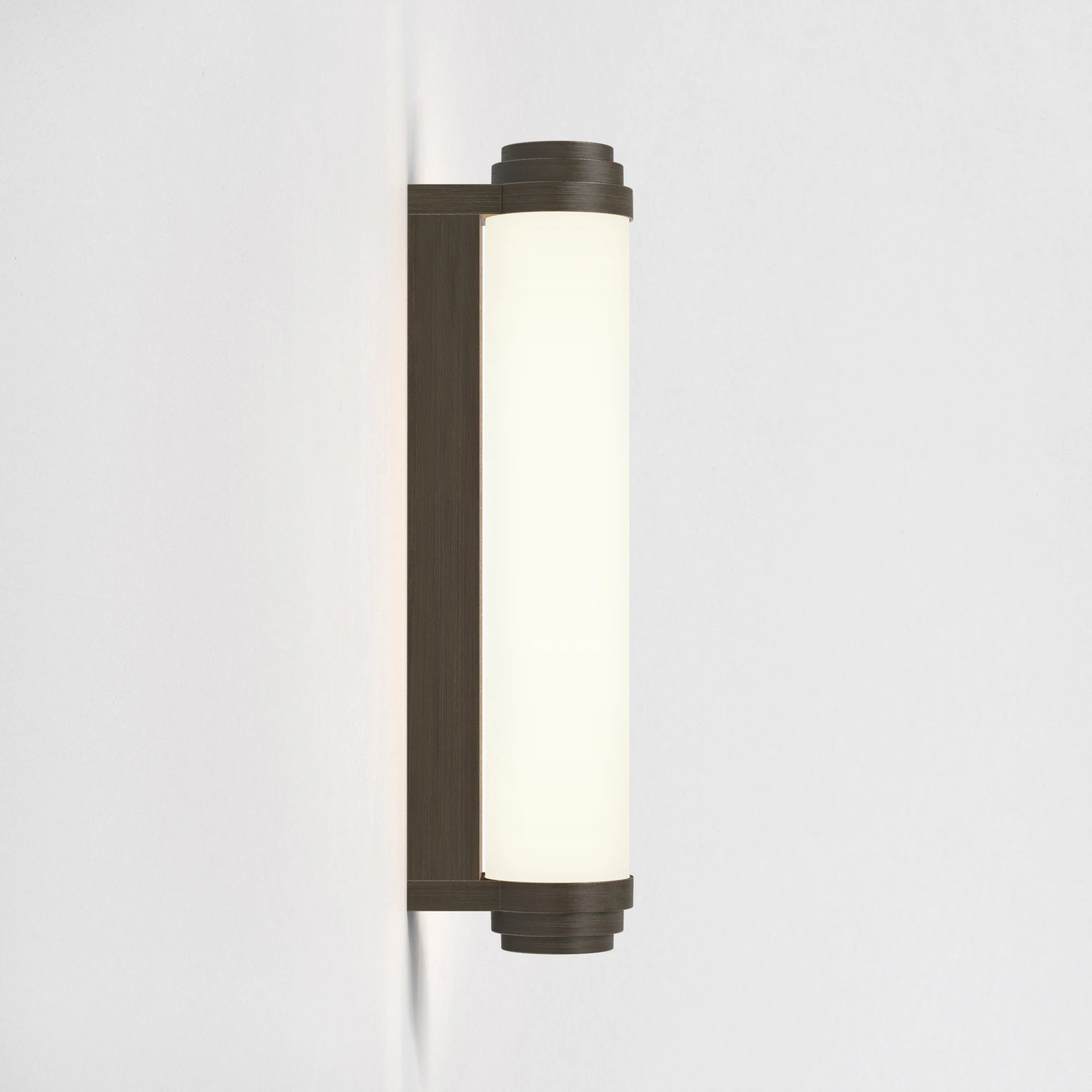 Burlington 400/600 Phase Wall Light