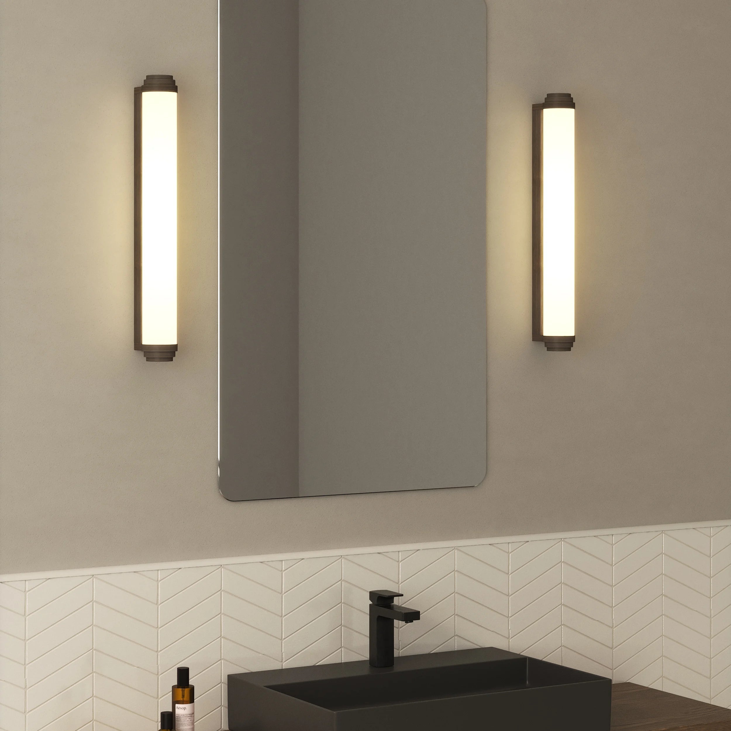 Burlington 400/600 Phase Wall Light