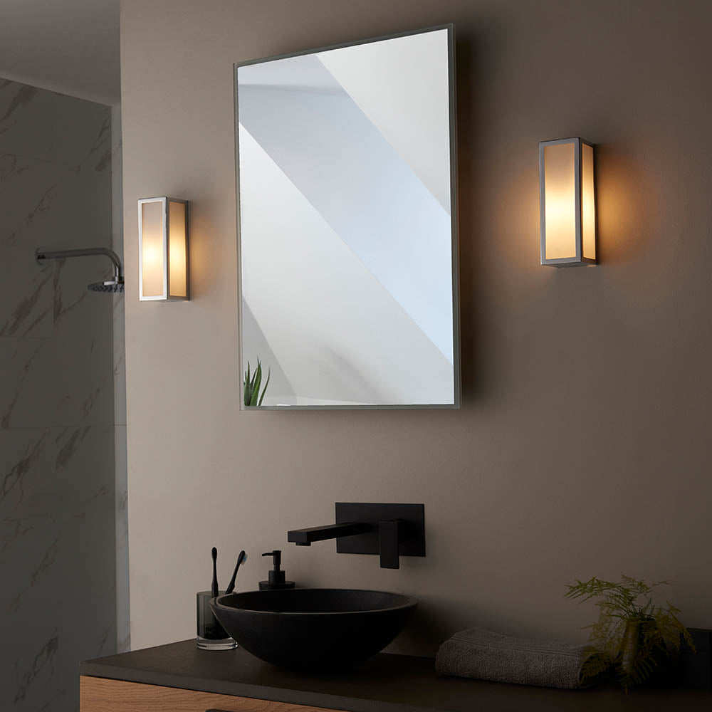 Ithaca 1/2Lt Bathroom Wall Light IP44 - Frosted/Ribbed