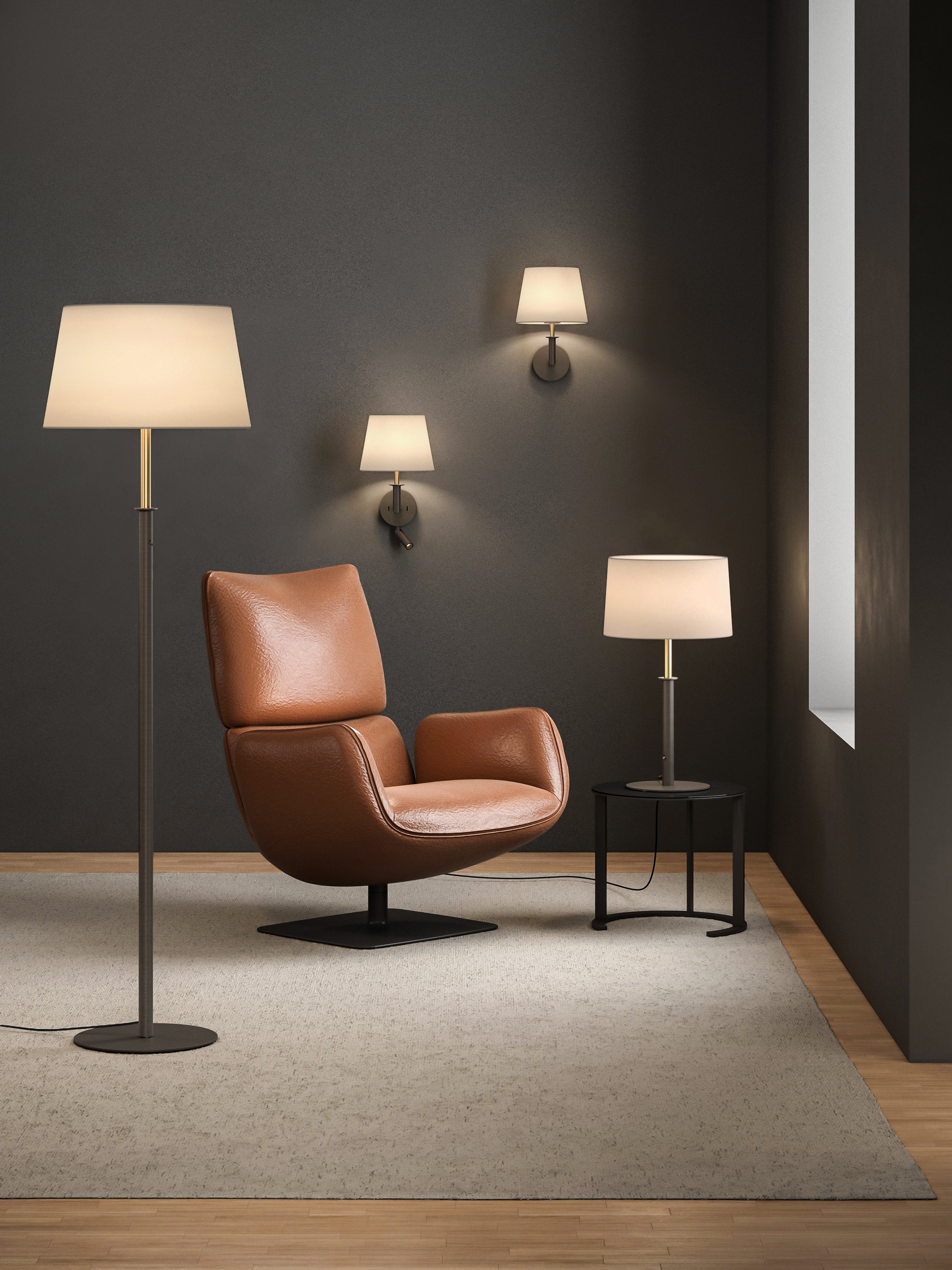 Club Floor Lamp
