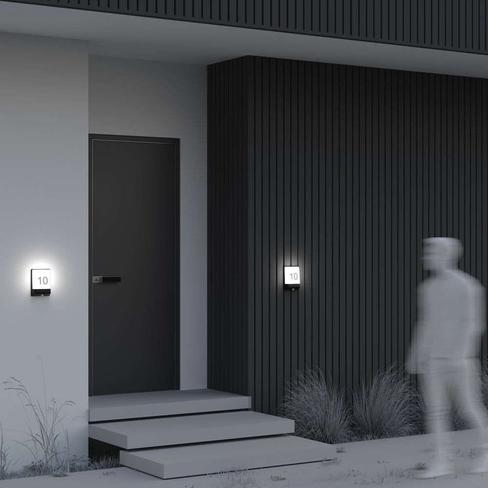 Row Outdoor Wall Light