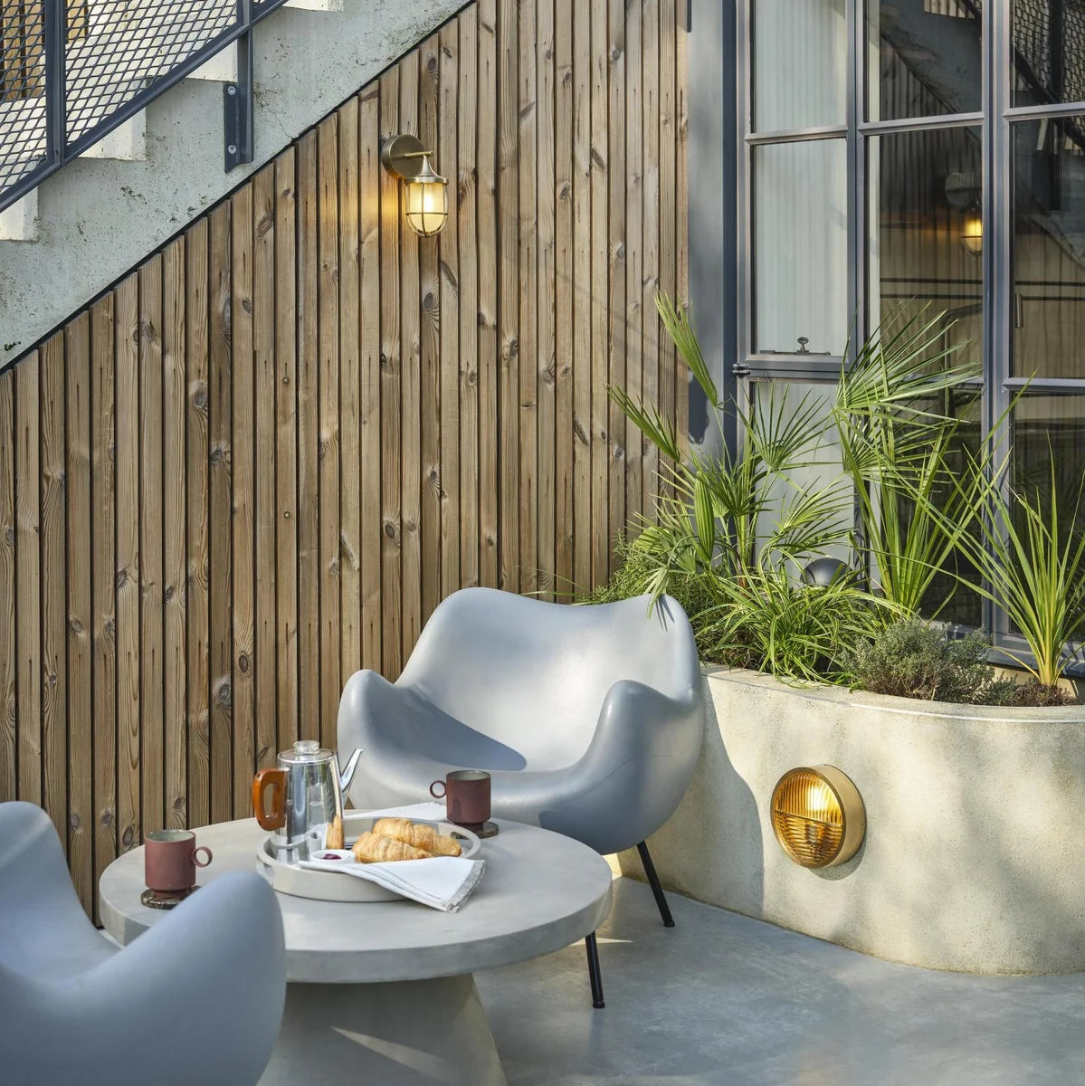 Harbour Outdoor & Bathroom Wall Light - Brass