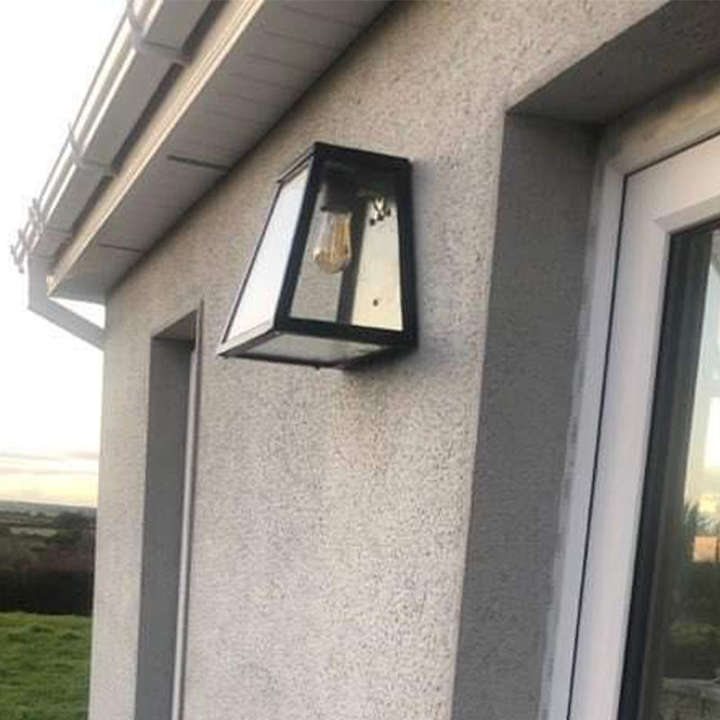 Apsley 1Lt Outdoor Bulkhead - Galvanised Steel