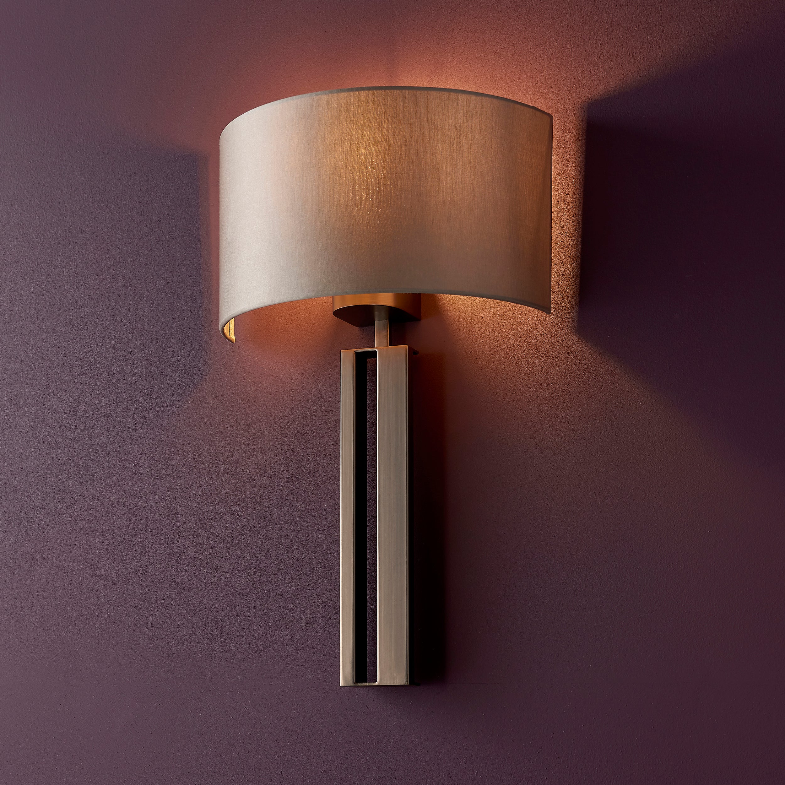 Blake Wall Light - Bronze / Antique Brass