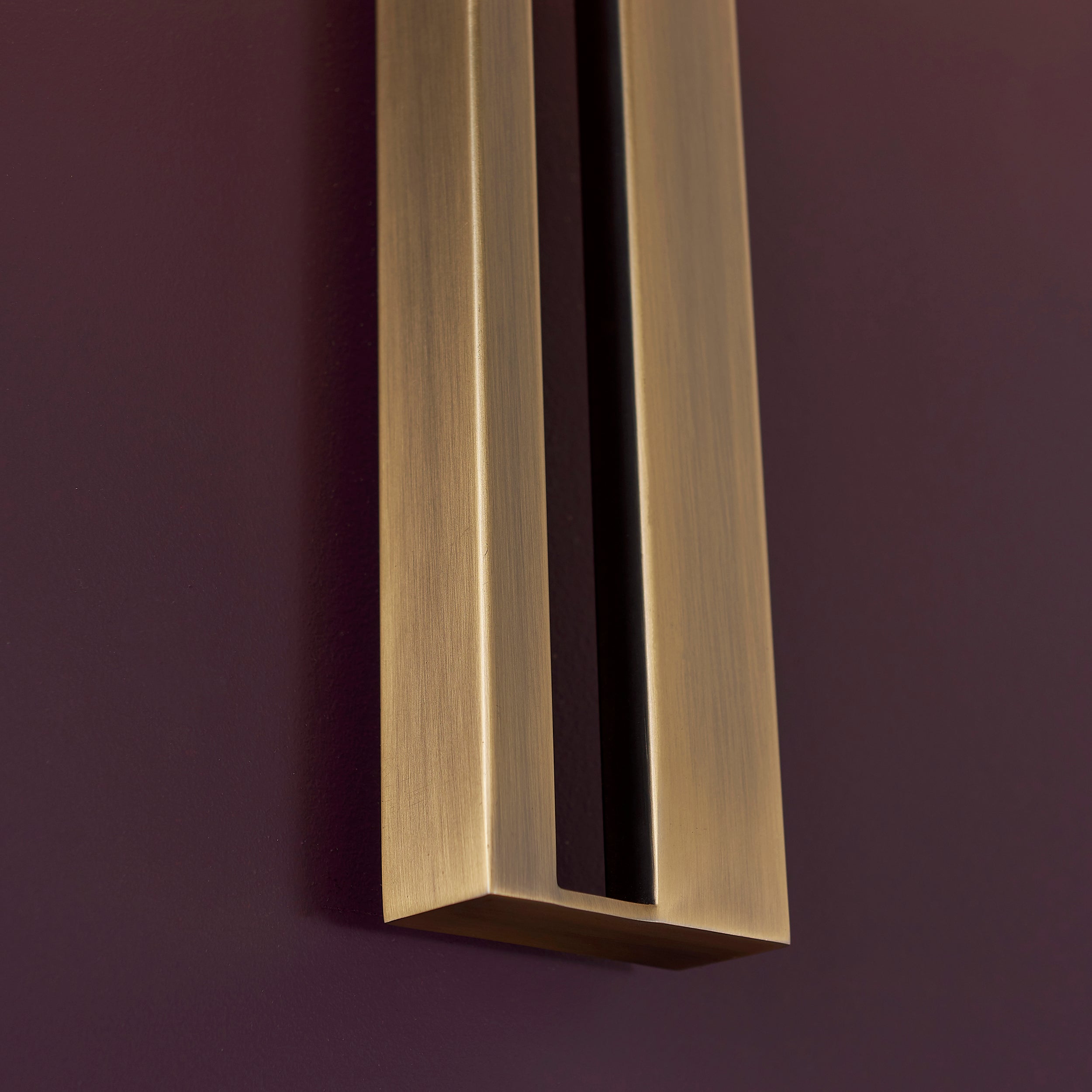 Blake Wall Light - Bronze / Antique Brass
