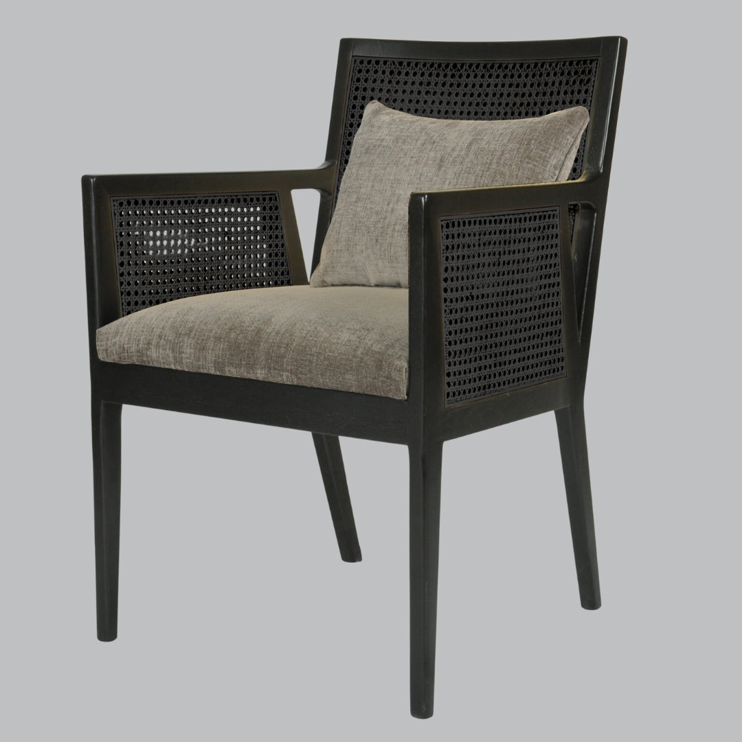 Evander Chair