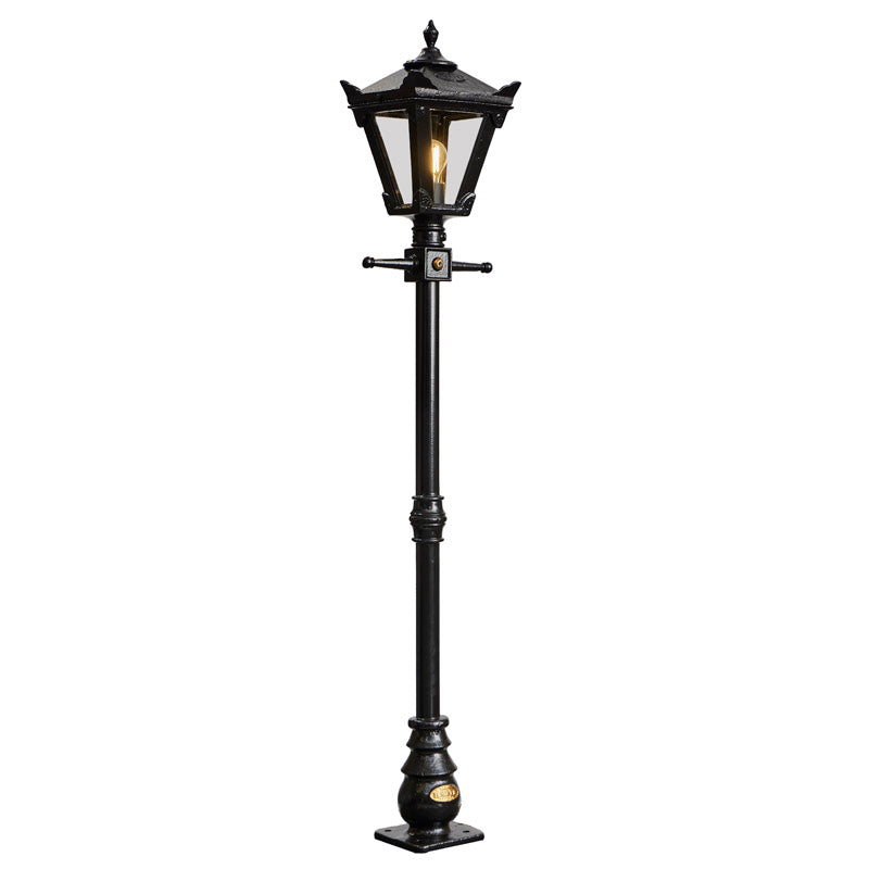 Enfield 1.4m Lamp Post - Cast Iron