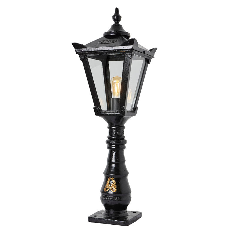 Hopetown 1.1m Pedestal Light - Cast Iron