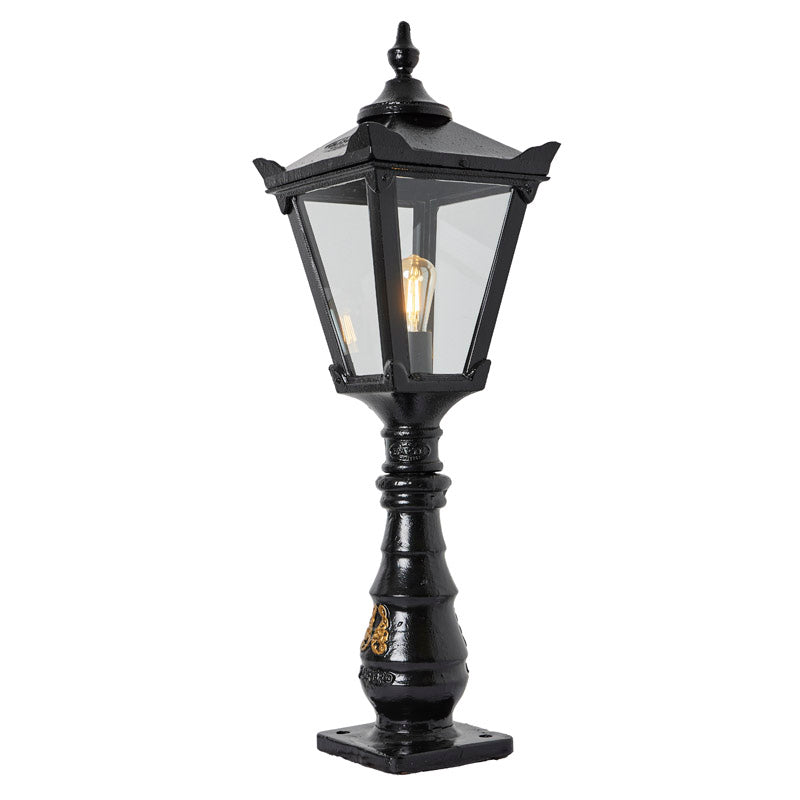 Hopetown 1.1m Pedestal Light - Cast Iron