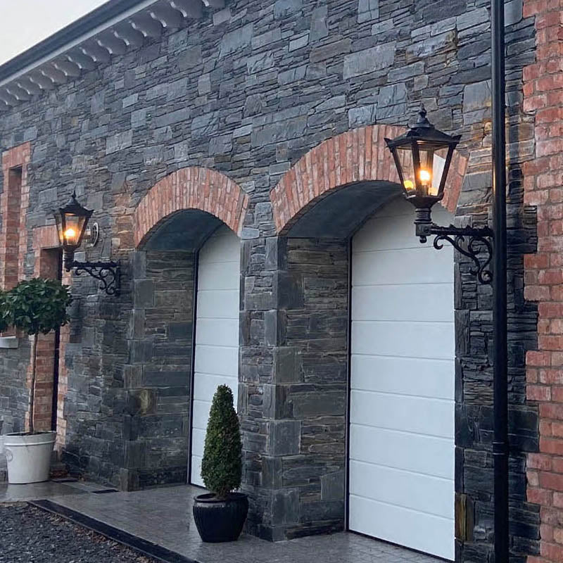 Malvern 1Lt Outdoor Wall Lamp - Cast Iron
