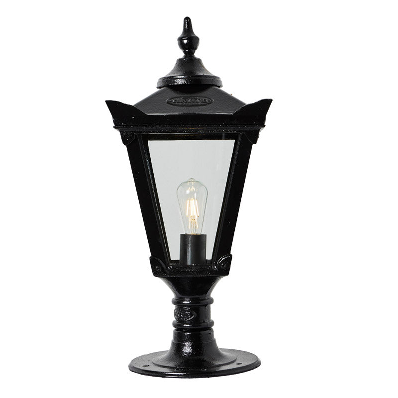 Cardross 1Lt Flat Pier Lamp - Cast Iron