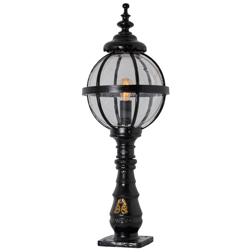 Skylark 1Lt Pedestal Light - Cast Iron