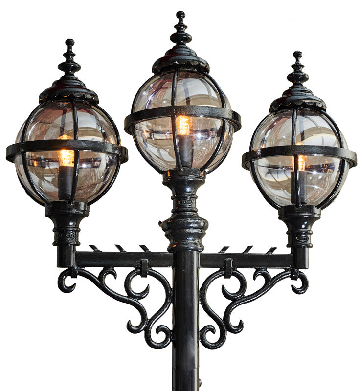 Springvale 2/3Lt Lamp Post - Cast Iron