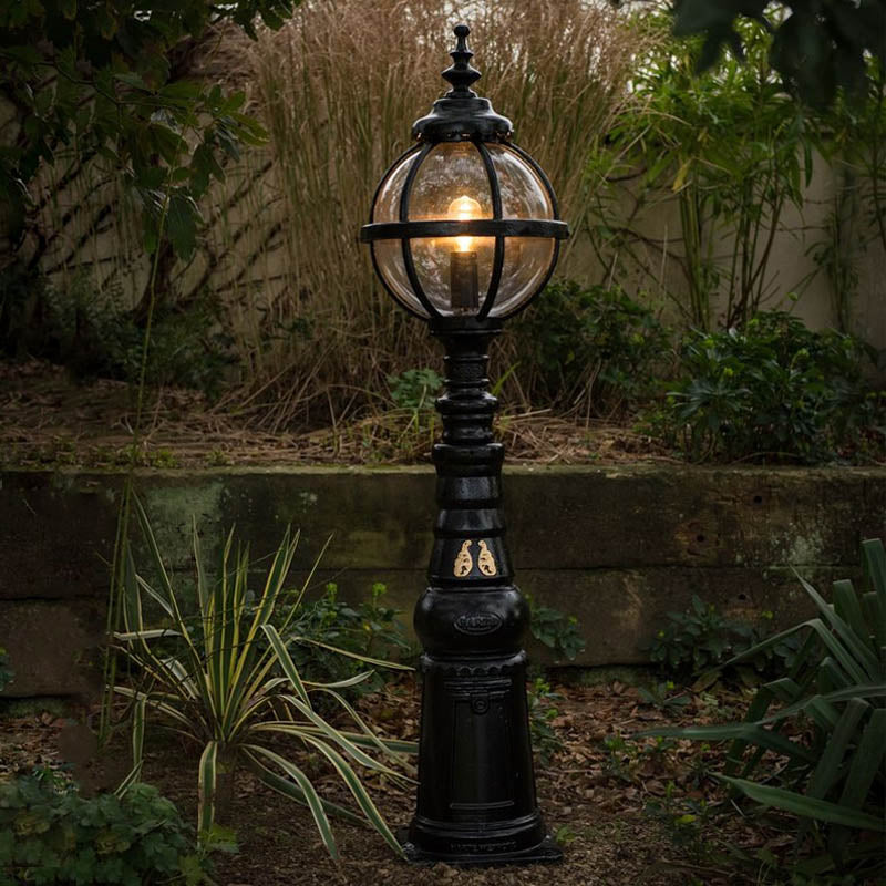 Laburnum 1Lt Bollard - Cast Iron