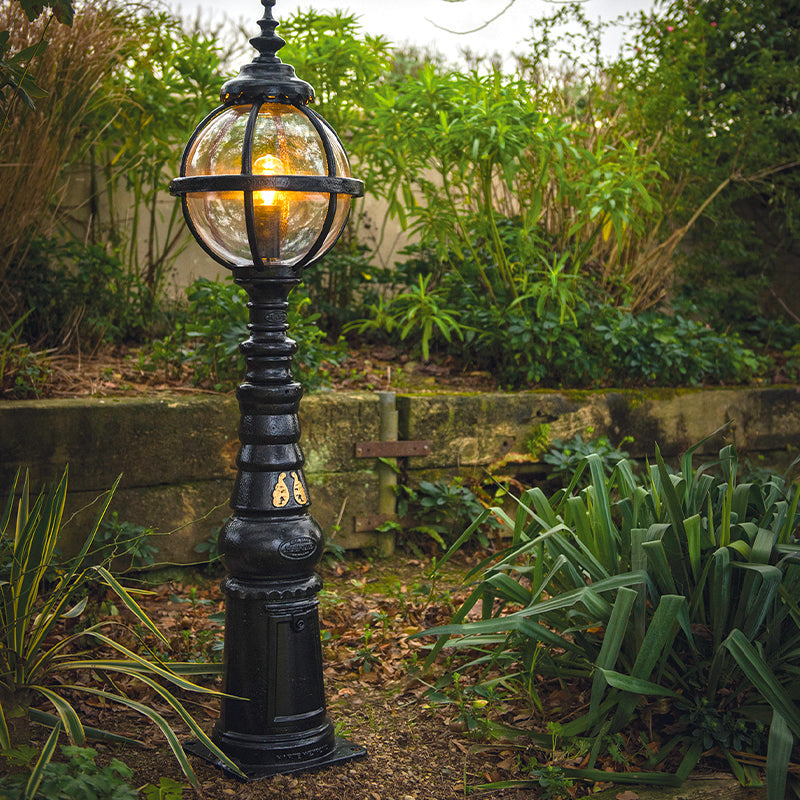 Laburnum 1Lt Bollard - Cast Iron