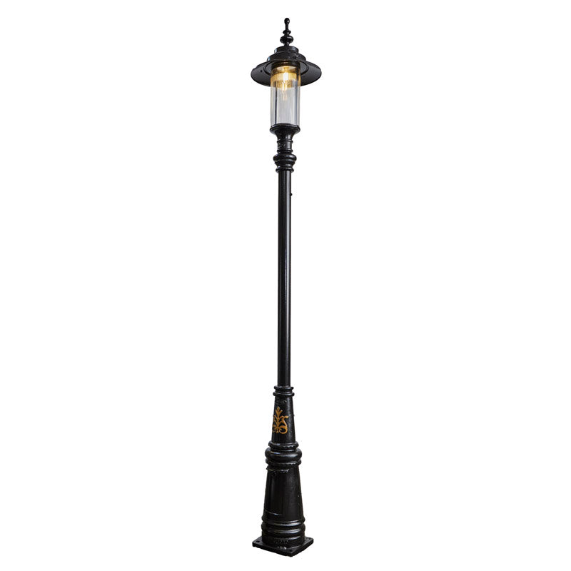 Betley 1Lt Lamp Post - Cast Iron