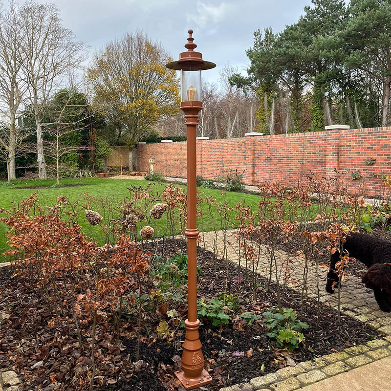 Betley 1Lt Lamp Post - Cast Iron