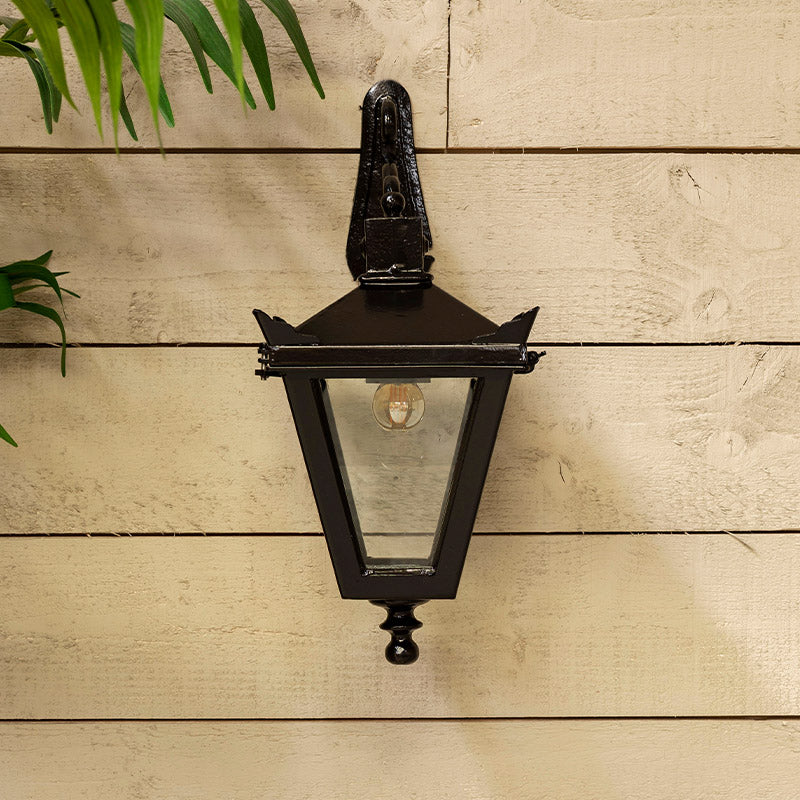 Alphington 1Lt Outdoor Wall Lamp - Cast Iron