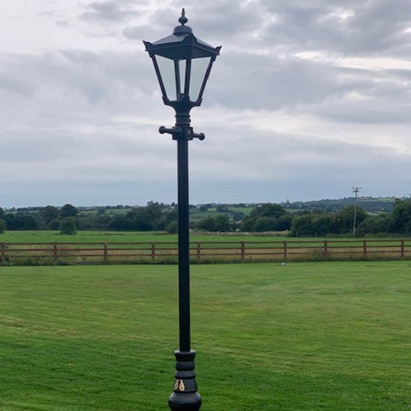 Parkdale 1Lt Lamp Post - Cast Iron