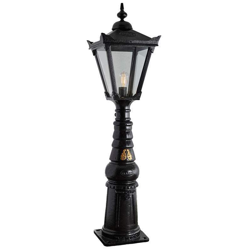 Rodneyshire 1Lt Pedestal Light - Cast Iron