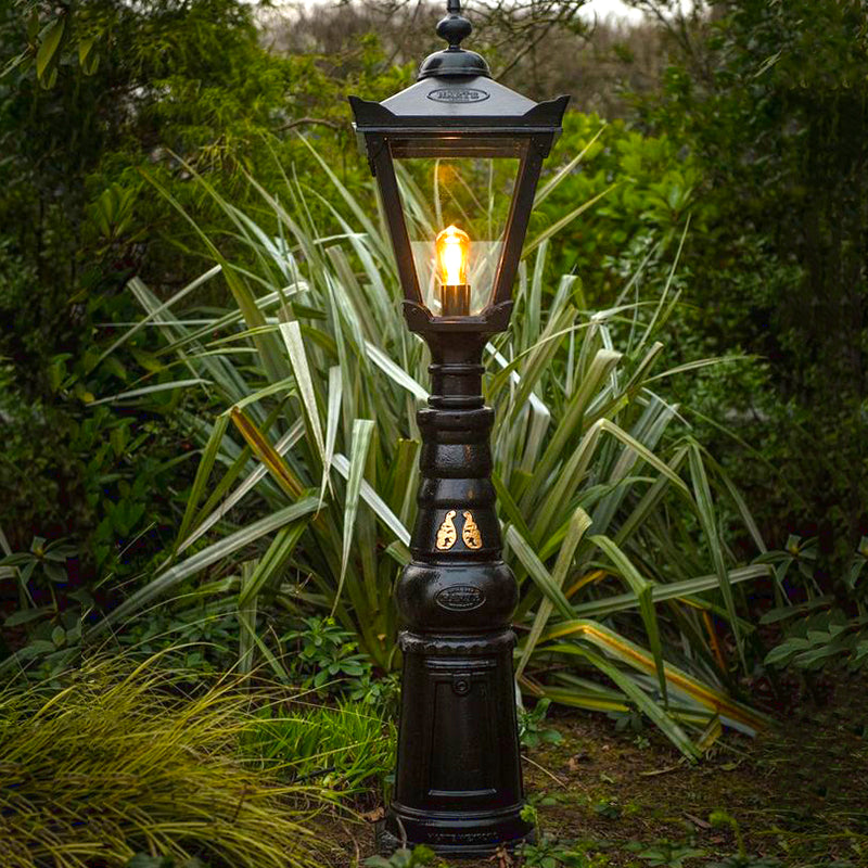 Rodneyshire 1Lt Pedestal Light - Cast Iron