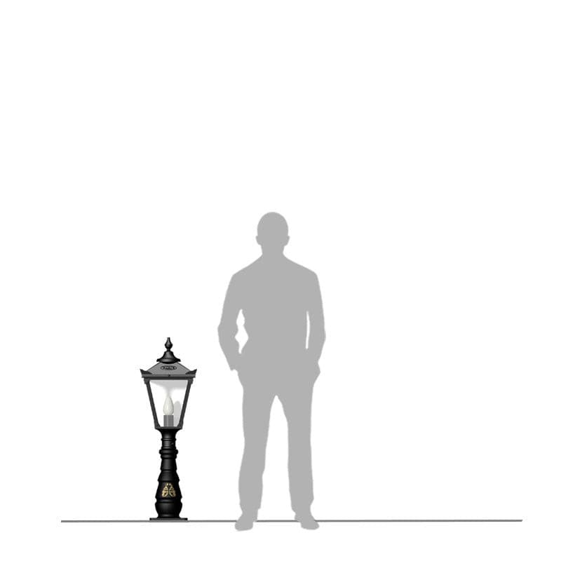 Hopetown 1.1m Pedestal Light - Cast Iron